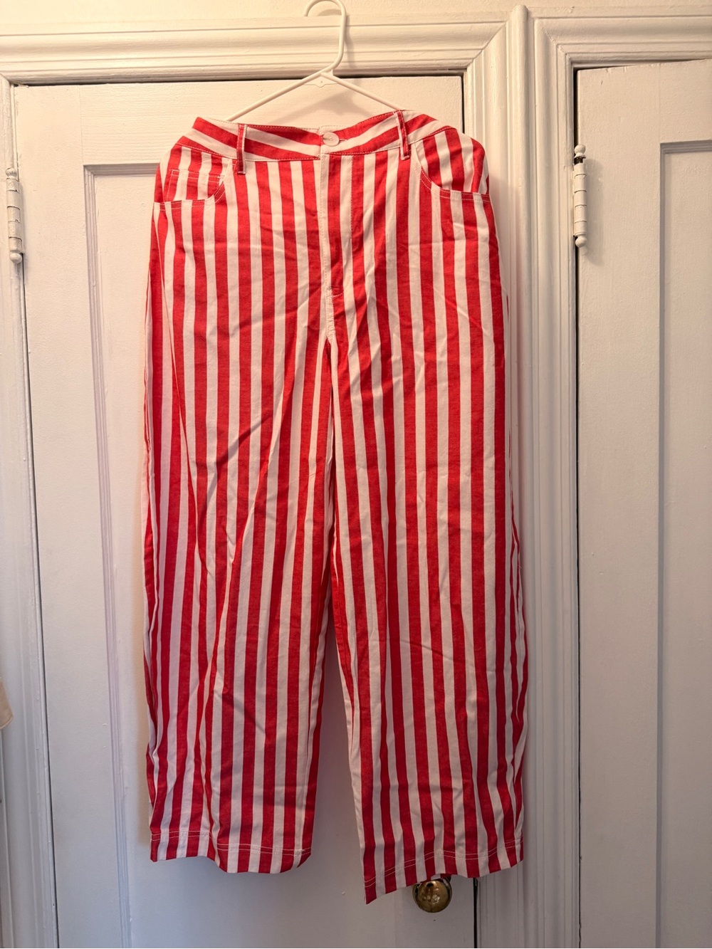 Zara Red & White Striped pants size large